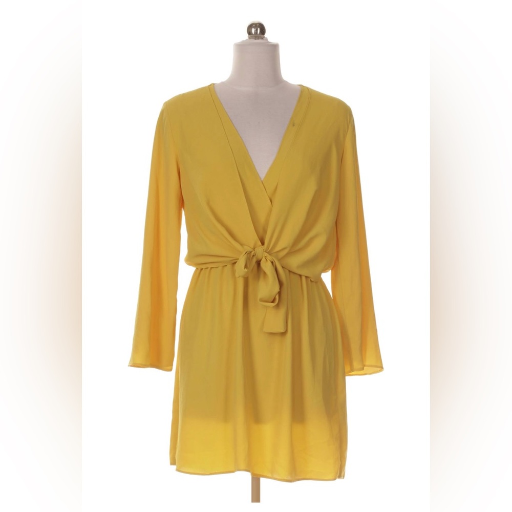 Topshop Tiffany Knot Mini Dress in great condition.